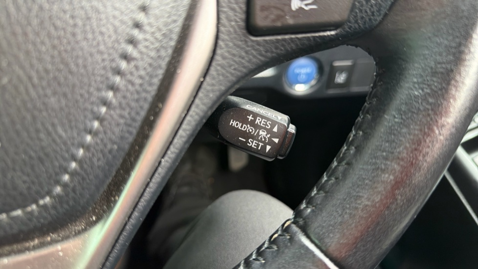 Toyota RAV4 2.5 VVT-i Hybrid Excel TSS 5dr CVT Hybrid Estate - Image 40