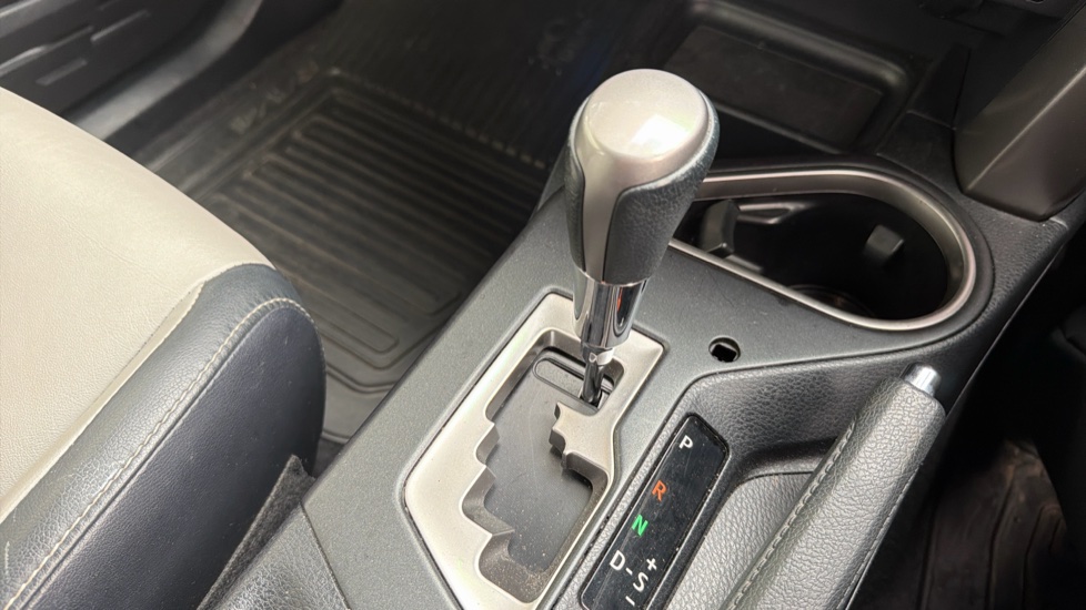 Toyota RAV4 2.5 VVT-i Hybrid Excel TSS 5dr CVT Hybrid Estate - Image 43