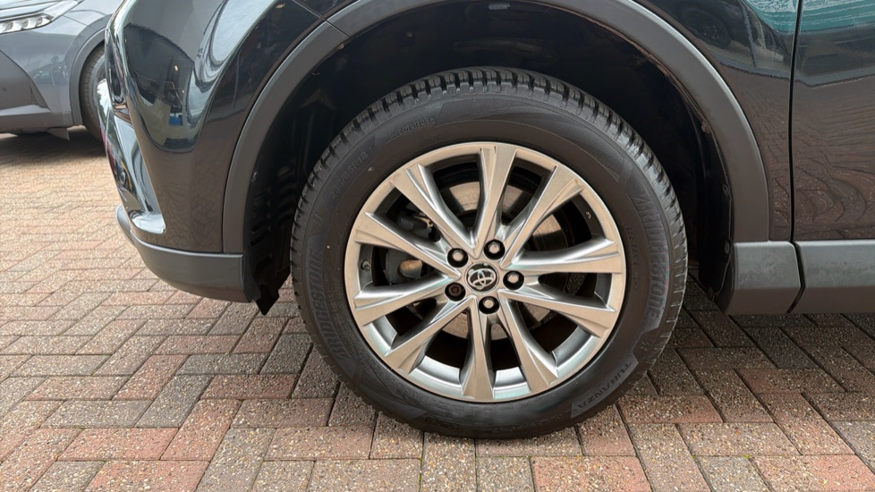 Toyota RAV4 2.5 VVT-i Hybrid Excel TSS 5dr CVT Hybrid Estate - Image 46
