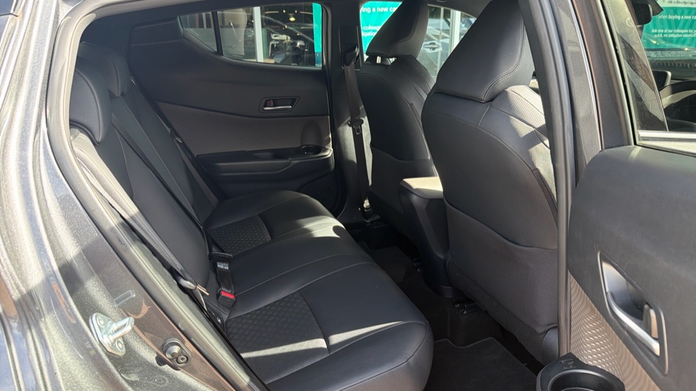 Toyota C-HR 1.8 Hybrid Excel 5dr CVT Hybrid Hatchback - Image 8