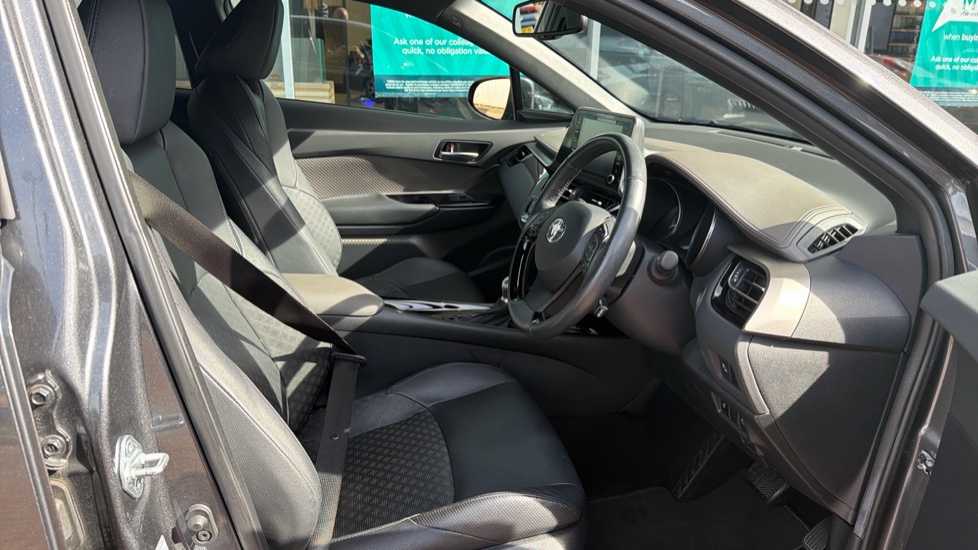 Toyota C-HR 1.8 Hybrid Excel 5dr CVT Hybrid Hatchback - Image 12
