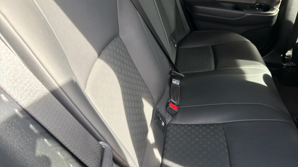 Toyota C-HR 1.8 Hybrid Excel 5dr CVT Hybrid Hatchback - Image 14
