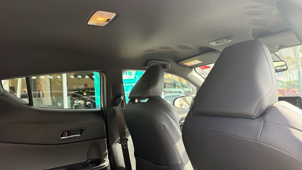 Toyota C-HR 1.8 Hybrid Excel 5dr CVT Hybrid Hatchback - Image 19