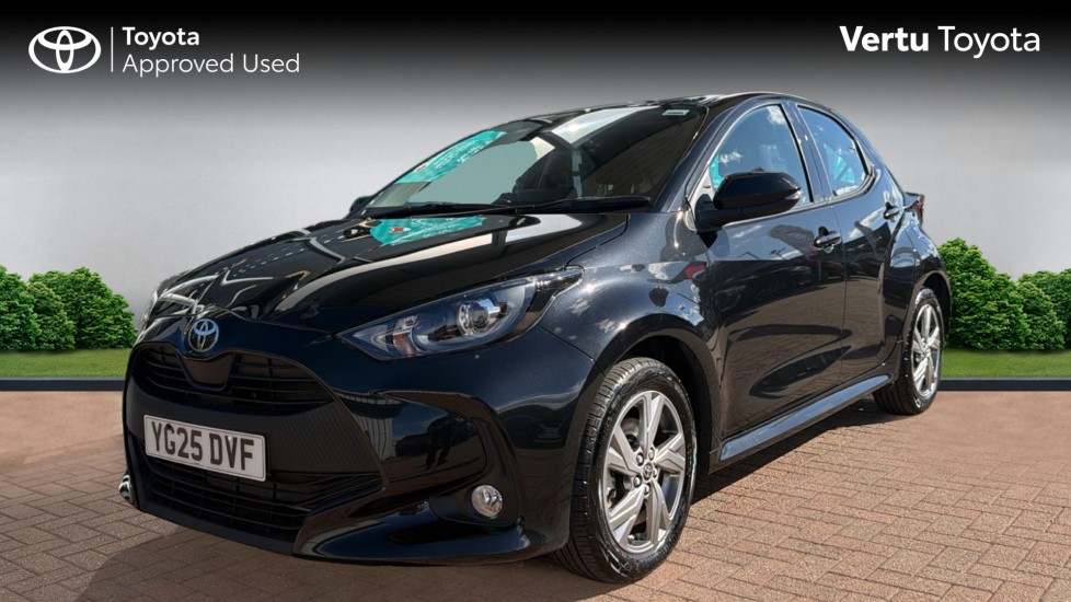 Toyota Yaris 1.5 Hybrid Icon 5dr CVT Hybrid Hatchback - Image 3