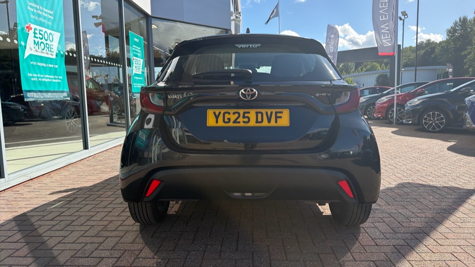 Toyota Yaris 1.5 Hybrid Icon 5dr CVT Hybrid Hatchback - Image 26