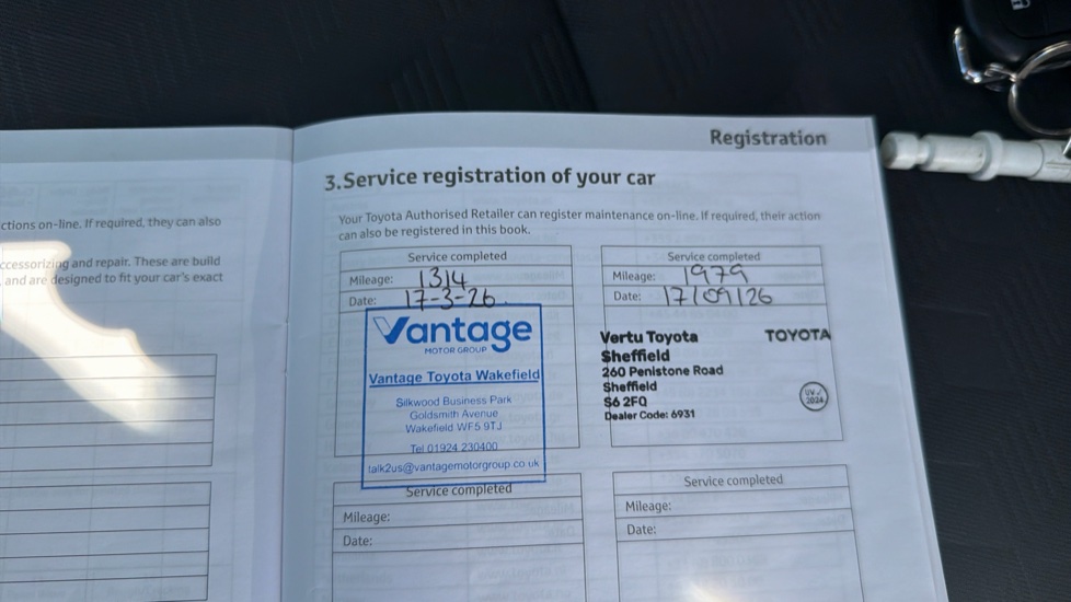 Toyota Yaris 1.5 Hybrid Icon 5dr CVT Hybrid Hatchback - Image 27