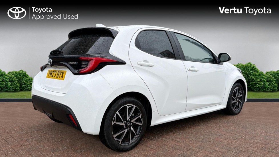 Toyota Yaris 1.5 Hybrid Design 5dr CVT Hybrid Hatchback - Image 2