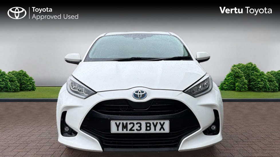 Toyota Yaris 1.5 Hybrid Design 5dr CVT Hybrid Hatchback - Image 22