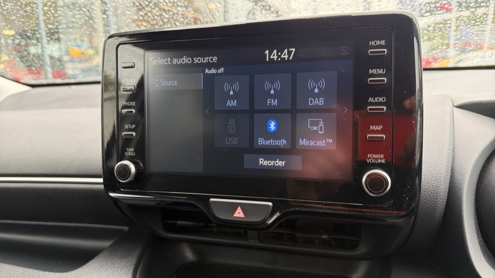 Toyota Yaris 1.5 Hybrid Design 5dr CVT Hybrid Hatchback - Image 32