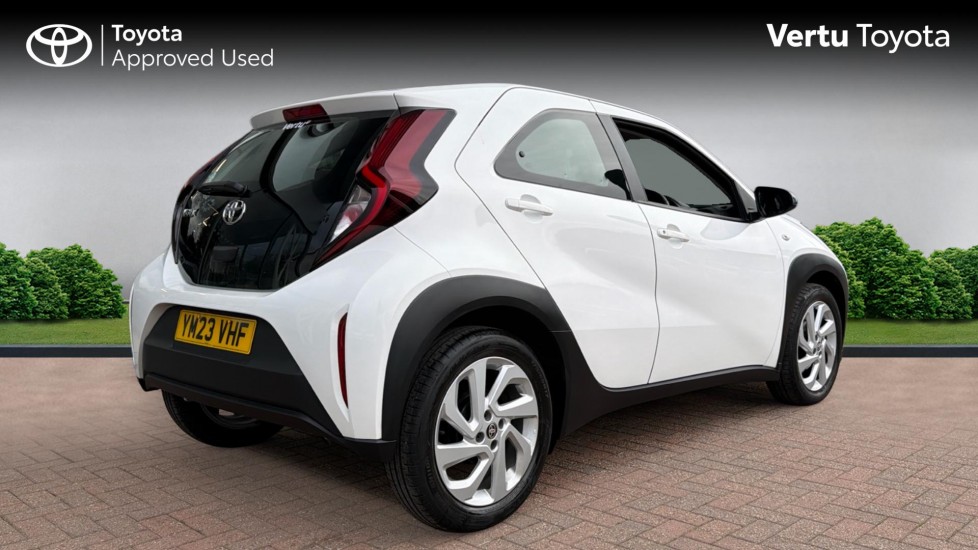 Toyota Aygo X 1.0 VVT-i Pure 5dr Auto Petrol Hatchback - Image 2