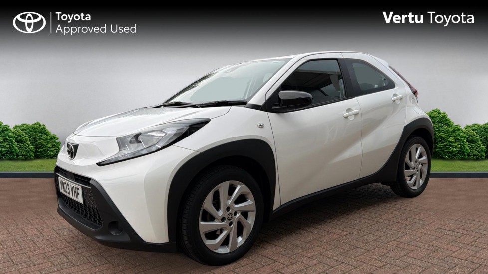 Toyota Aygo X 1.0 VVT-i Pure 5dr Auto Petrol Hatchback - Image 3