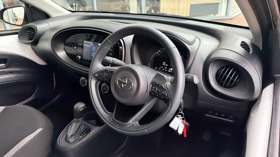 Toyota Aygo X 1.0 VVT-i Pure 5dr Auto Petrol Hatchback - Image 6