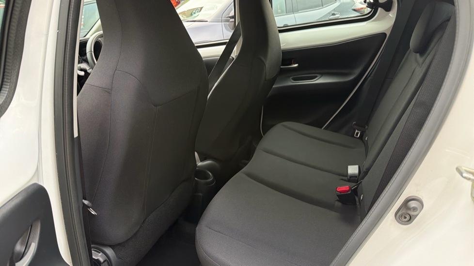 Toyota Aygo X 1.0 VVT-i Pure 5dr Auto Petrol Hatchback - Image 15