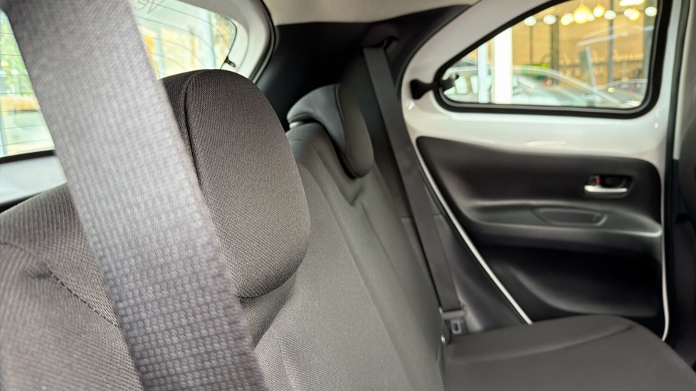 Toyota Aygo X 1.0 VVT-i Pure 5dr Auto Petrol Hatchback - Image 18