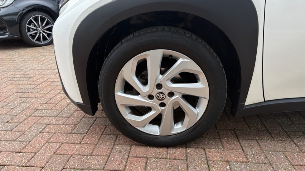 Toyota Aygo X 1.0 VVT-i Pure 5dr Auto Petrol Hatchback - Image 42