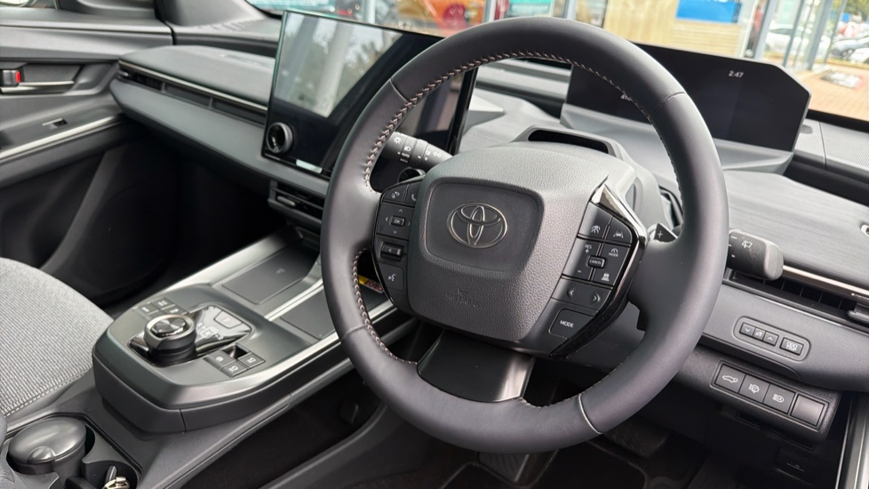 Toyota bZ4X Touring 165kW Design 75kWh 5dr Auto Electric Estate - Image 7