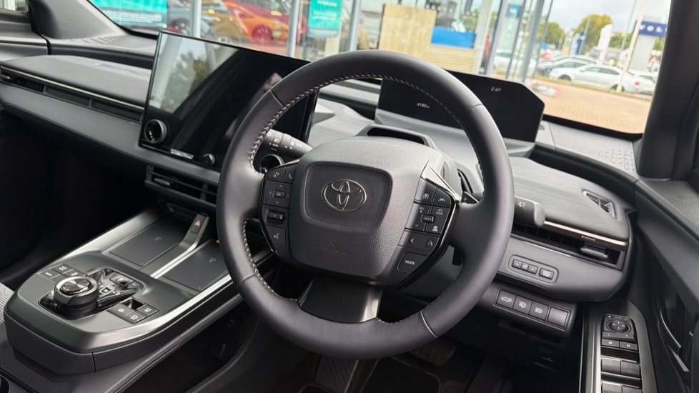 Toyota bZ4X Touring 165kW Design 75kWh 5dr Auto Electric Estate - Image 10