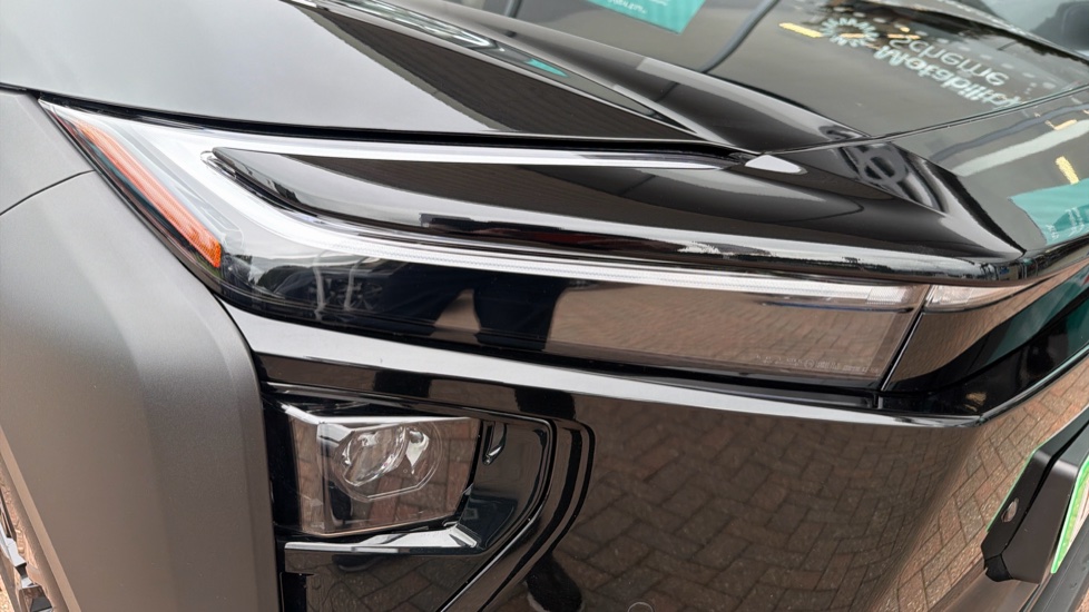 Toyota bZ4X Touring 165kW Design 75kWh 5dr Auto Electric Estate - Image 20