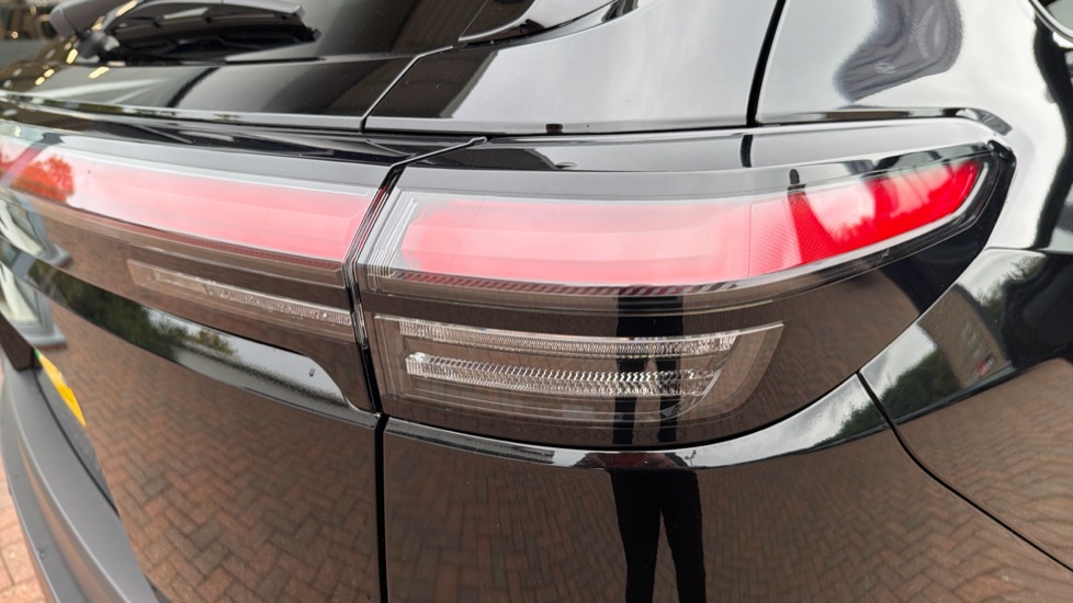 Toyota bZ4X Touring 165kW Design 75kWh 5dr Auto Electric Estate - Image 21