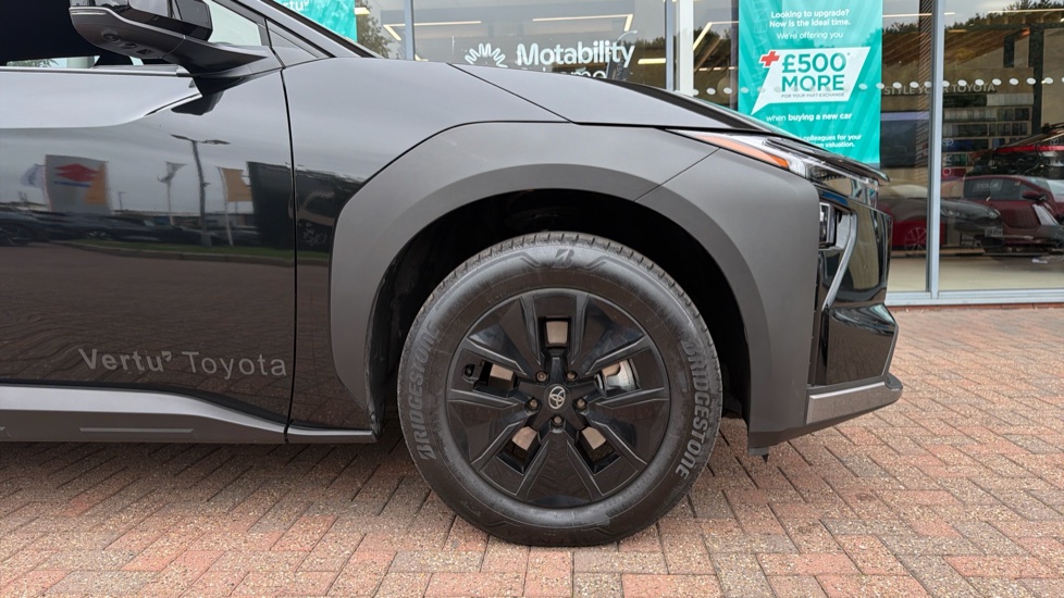 Toyota bZ4X Touring 165kW Design 75kWh 5dr Auto Electric Estate - Image 25