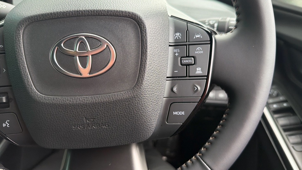 Toyota bZ4X Touring 165kW Design 75kWh 5dr Auto Electric Estate - Image 38
