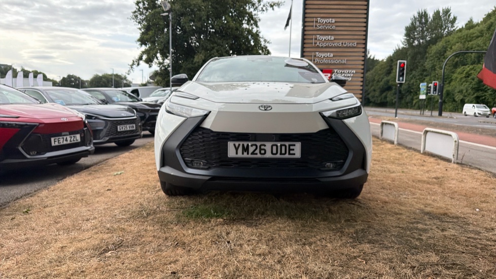Toyota C-HR 2.0 PHEV Design 5dr CVT Hatchback - Image 22