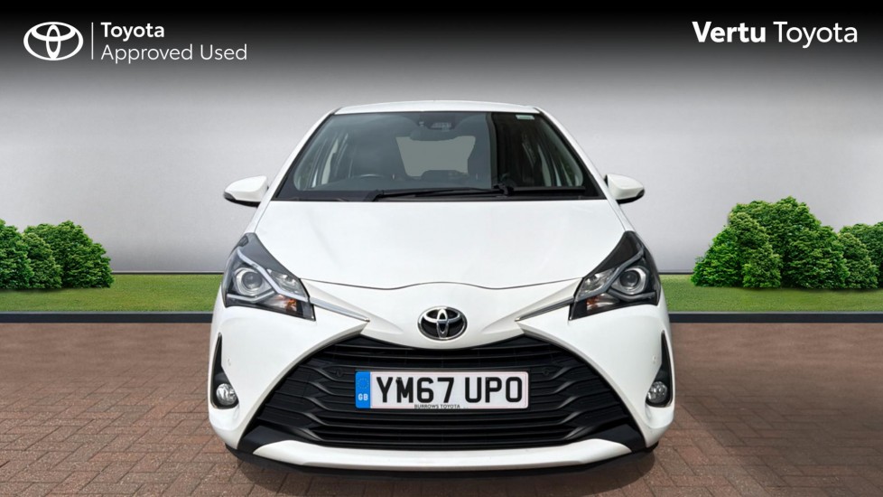 Toyota Yaris 1.5 VVT-i Icon Tech 5dr Petrol Hatchback - Image 22