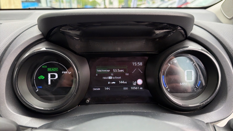 Toyota Yaris 1.5 Hybrid Excel 5dr CVT Hybrid Hatchback - Image 11