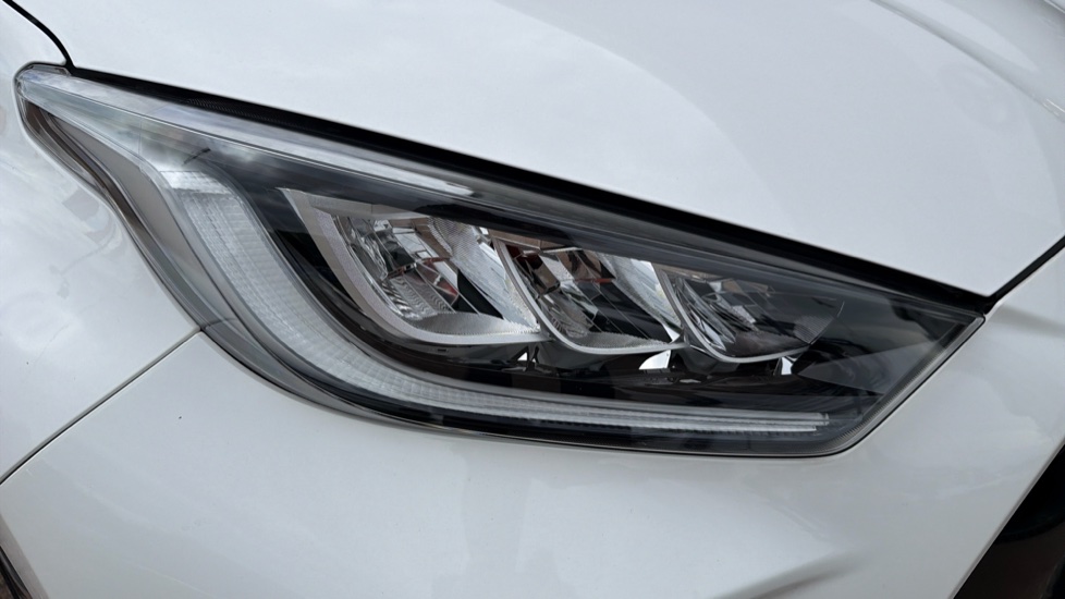 Toyota Yaris 1.5 Hybrid Excel 5dr CVT Hybrid Hatchback - Image 20
