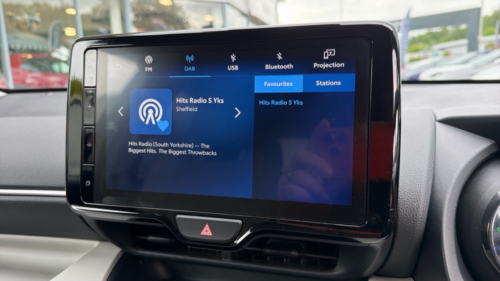 Toyota Yaris 1.5 Hybrid Excel 5dr CVT Hybrid Hatchback - Image 32