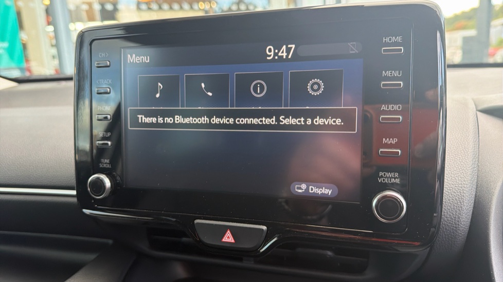 Toyota Yaris 1.5 Hybrid Design 5dr CVT Hybrid Hatchback - Image 30