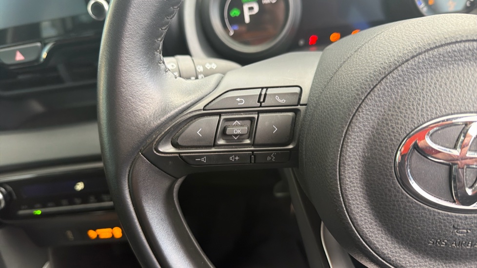 Toyota Yaris 1.5 Hybrid Design 5dr CVT Hybrid Hatchback - Image 36