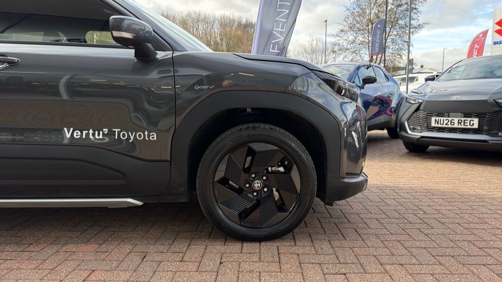 Toyota Urbancruiser 128kW Design 61kWh 5dr Auto Electric Estate - Image 18