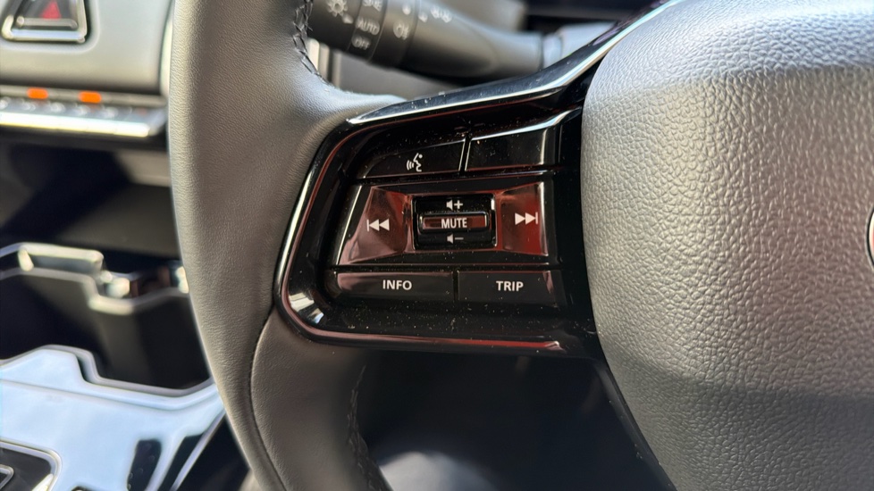 Toyota Urbancruiser 128kW Design 61kWh 5dr Auto Electric Estate - Image 27