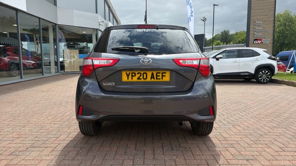 Toyota Yaris 1.5 VVT-i Y20 5dr [Bi-tone] Petrol Hatchback - Image 26