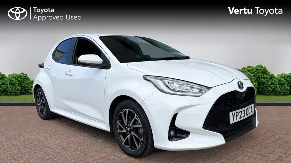 Toyota Yaris 1.5 Hybrid Design 5dr CVT Hybrid Hatchback - Image 1