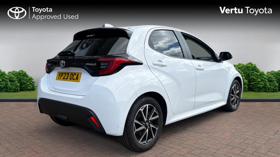 Toyota Yaris 1.5 Hybrid Design 5dr CVT Hybrid Hatchback - Image 2