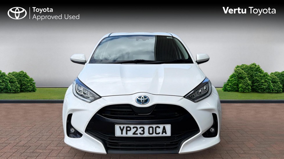 Toyota Yaris 1.5 Hybrid Design 5dr CVT Hybrid Hatchback - Image 22