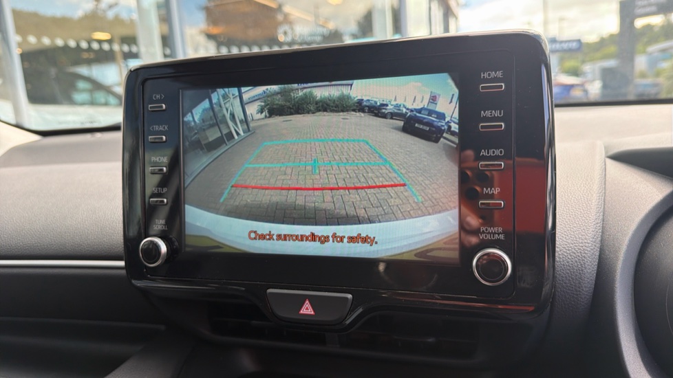 Toyota Yaris 1.5 Hybrid Design 5dr CVT Hybrid Hatchback - Image 33