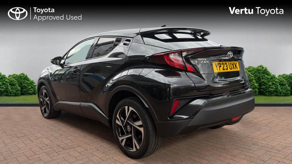 Toyota C-HR 1.8 Hybrid Design 5dr CVT Hybrid Hatchback - Image 4