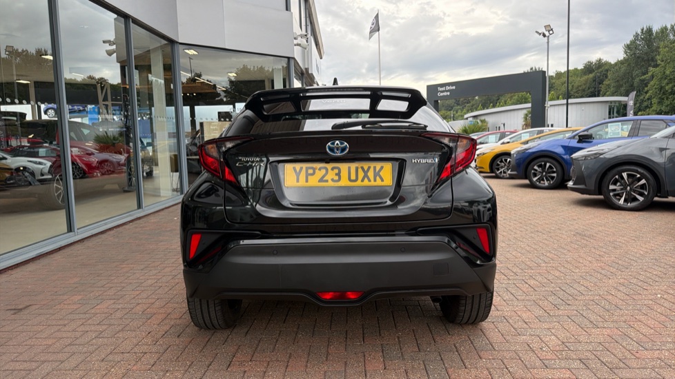 Toyota C-HR 1.8 Hybrid Design 5dr CVT Hybrid Hatchback - Image 26