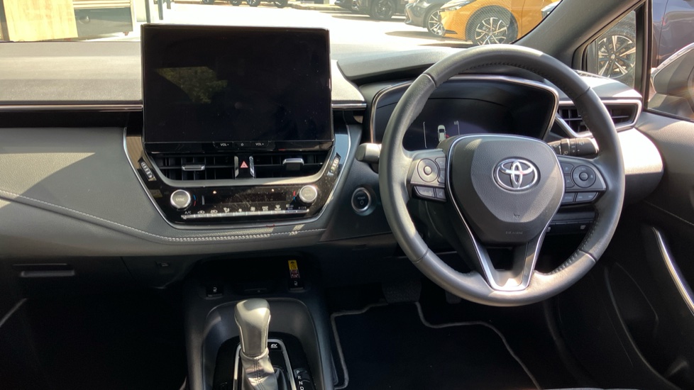 Toyota Corolla 1.8 Hybrid Icon 5dr CVT Hybrid Hatchback - Image 6