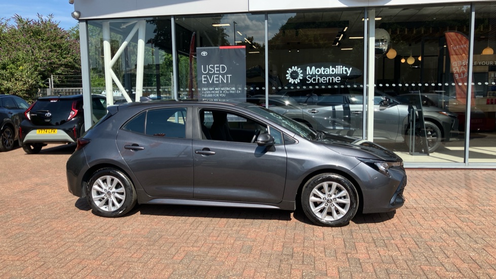 Toyota Corolla 1.8 Hybrid Icon 5dr CVT Hybrid Hatchback - Image 23