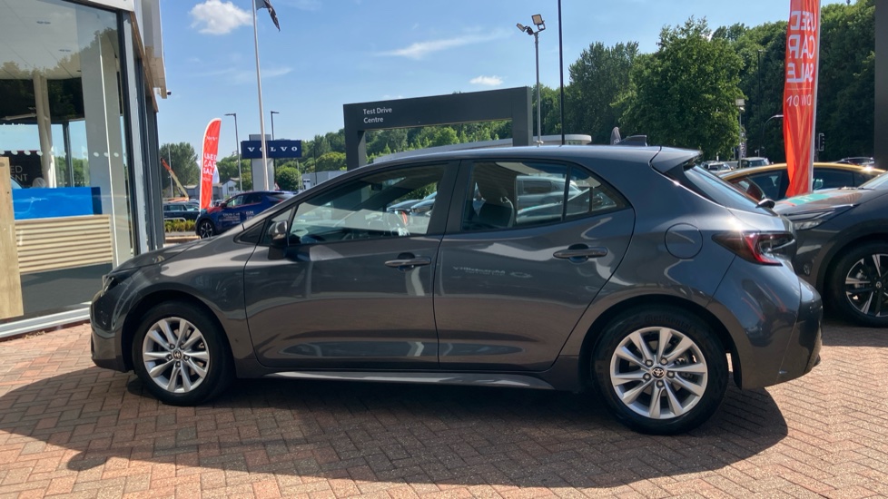 Toyota Corolla 1.8 Hybrid Icon 5dr CVT Hybrid Hatchback - Image 24