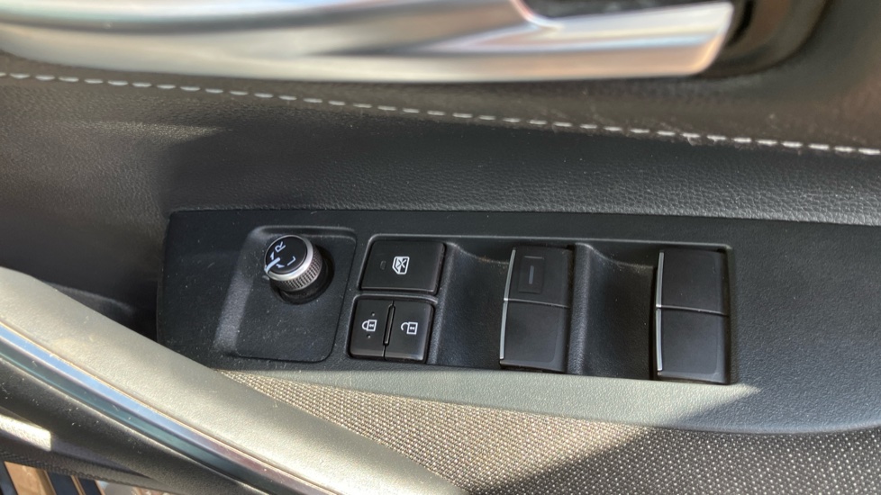 Toyota Corolla 1.8 Hybrid Icon 5dr CVT Hybrid Hatchback - Image 30