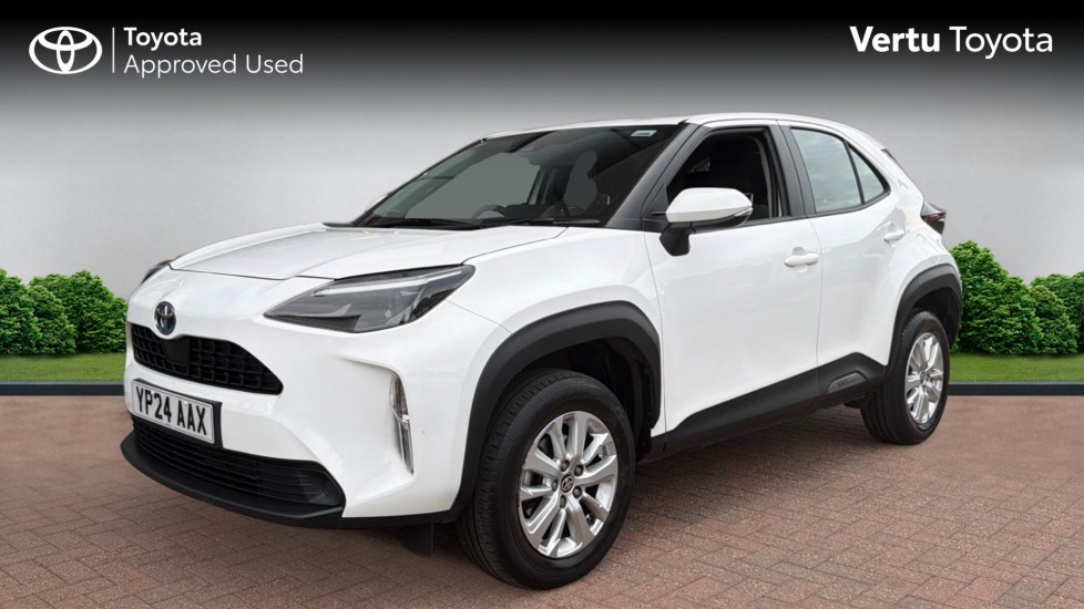 Toyota Yaris Cross 1.5 Hybrid Icon 5dr CVT Hybrid Estate - Image 3