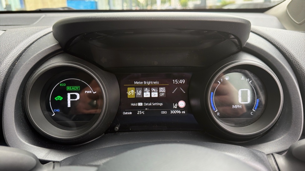 Toyota Yaris Cross 1.5 Hybrid Icon 5dr CVT Hybrid Estate - Image 11