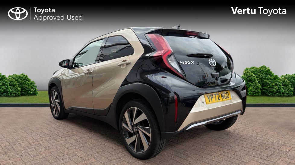 Toyota Aygo X 1.0 VVT-i Exclusive 5dr Petrol Hatchback - Image 4
