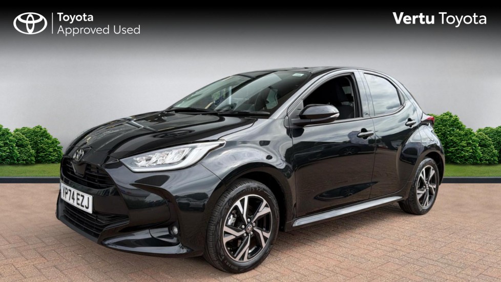 Toyota Yaris 1.5 Hybrid Design 5dr CVT Hybrid Hatchback - Image 3