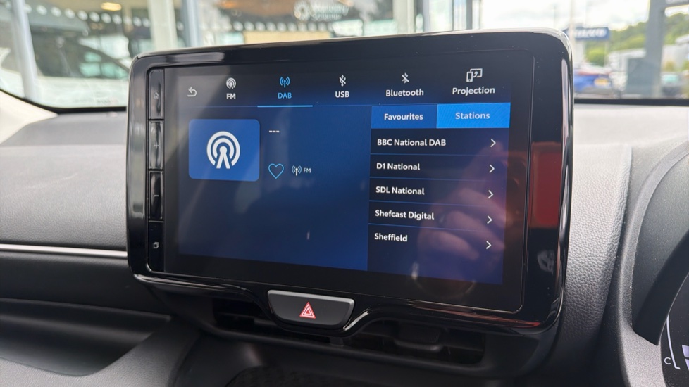 Toyota Yaris 1.5 Hybrid Design 5dr CVT Hybrid Hatchback - Image 32